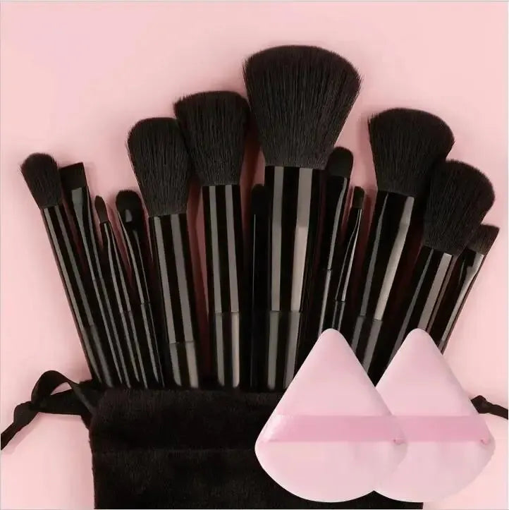 🌟 LuxeBlend™ Premium Makeup Brush Set